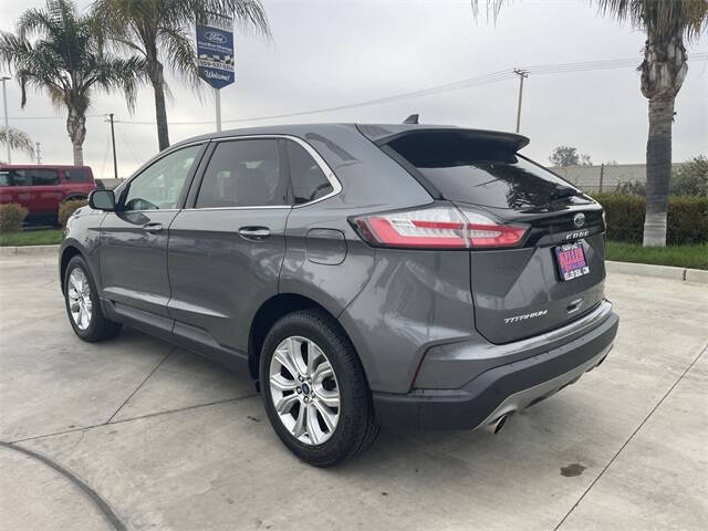 2022 Ford Edge Titanium