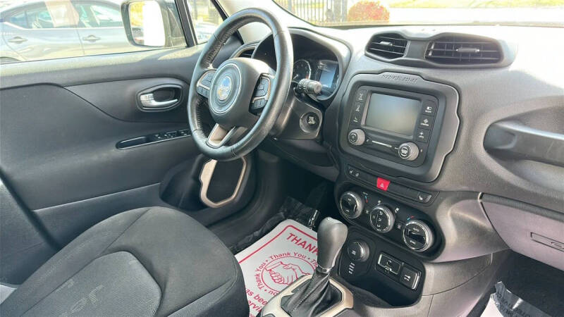 2017 Jeep Renegade Latitude