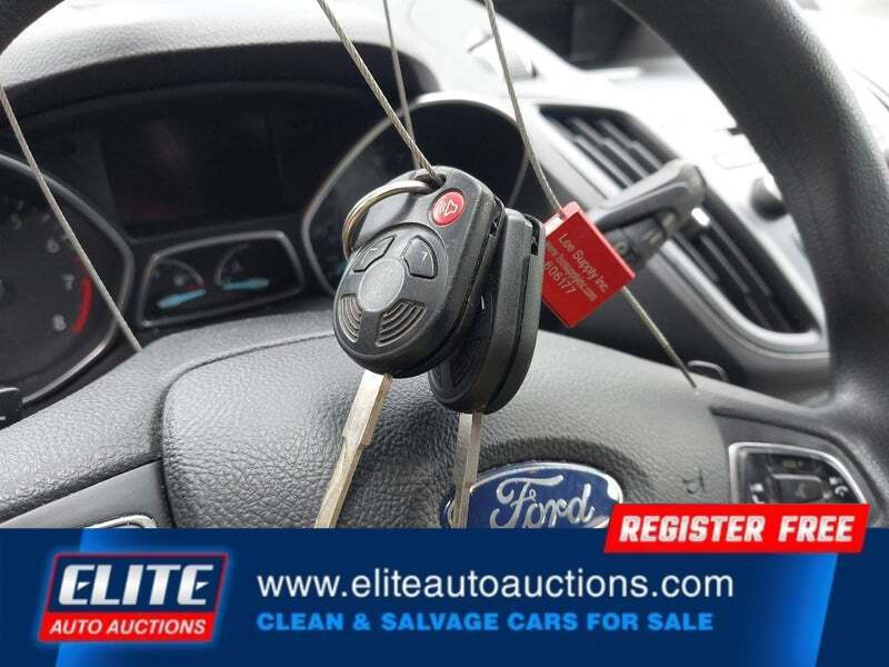 2017 Ford Escape SE