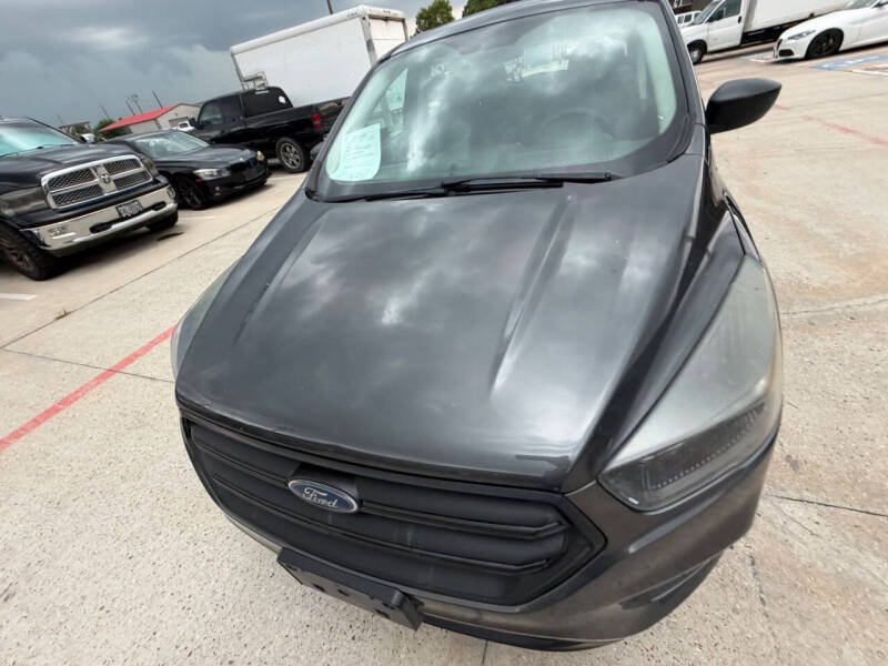 2019 Ford Escape S