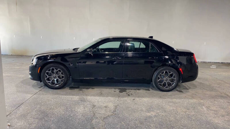 2018 Chrysler 300 S