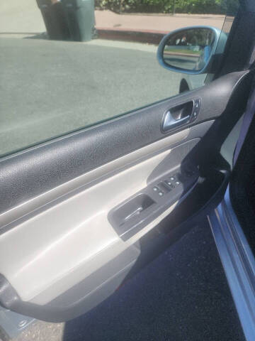 2009 Volkswagen Rabbit S PZEV