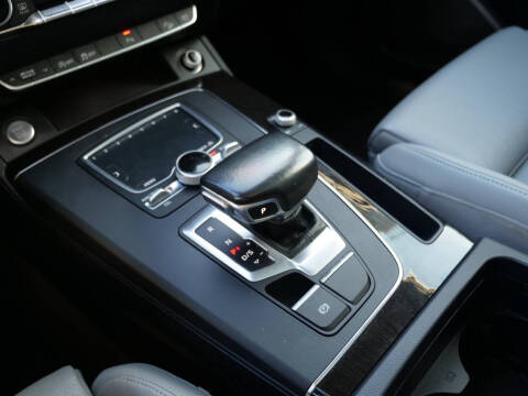 2018 Audi Q5 2.0T quattro Premium Plus