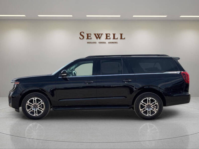 2026 Ford Expedition MAX Active
