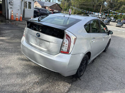 2012 Toyota Prius Two