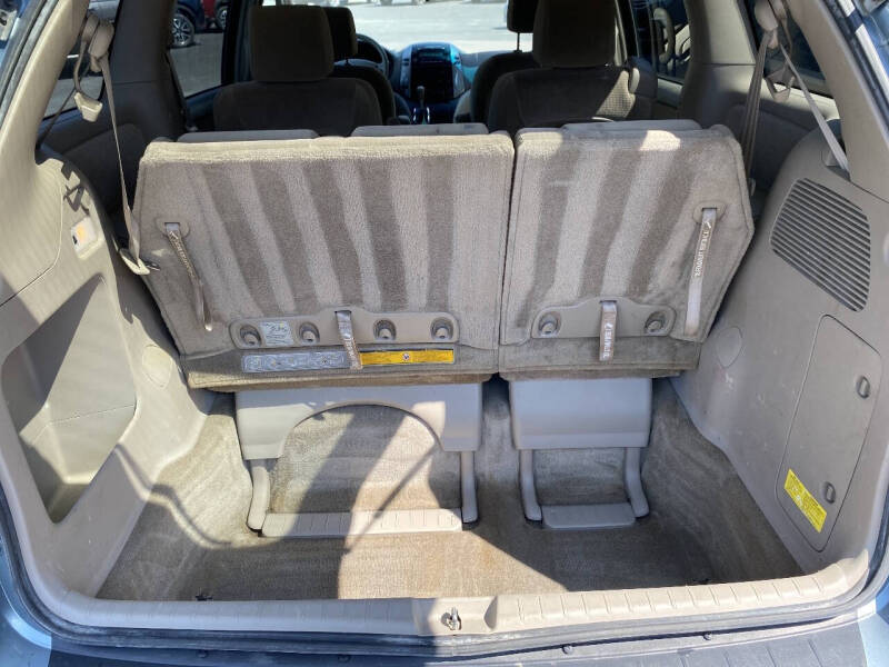 2008 Toyota Sienna LE 7-Passenger