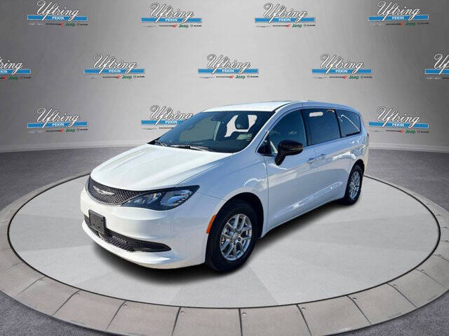 2026 Chrysler Voyager LX