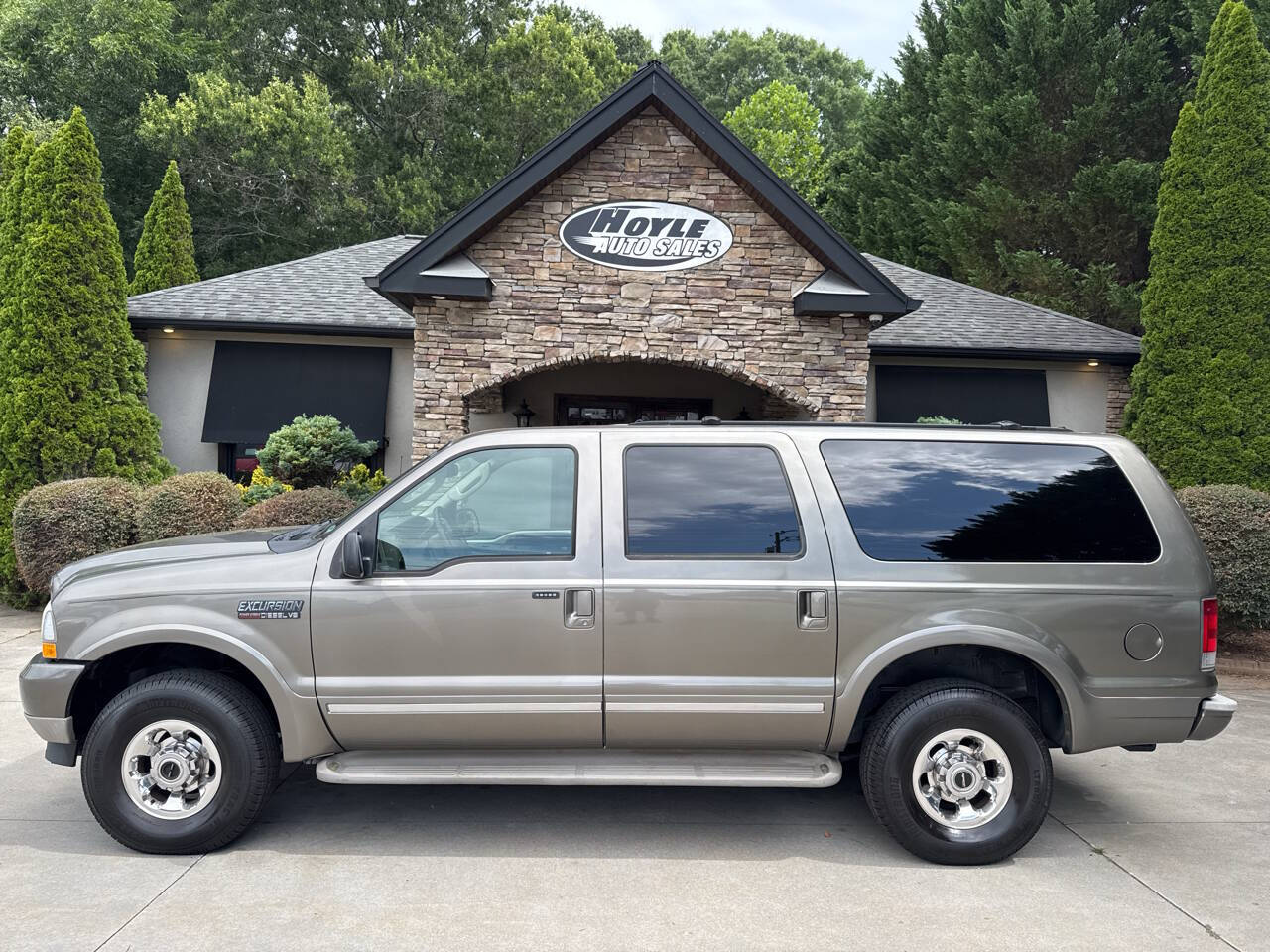 Dk. Gray 2004 Ford Excursion Limited Limited 4WD 4dr SUV 1