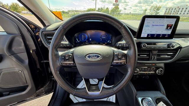 2021 Ford Escape Titanium