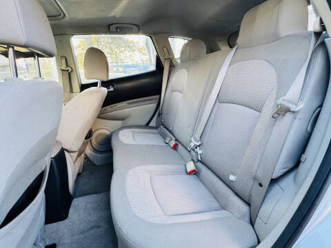 2011 Nissan Rogue SV