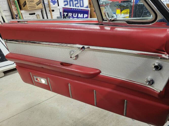 1963 Ford Thunderbird