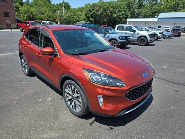 2020 Ford Escape Hybrid Titanium