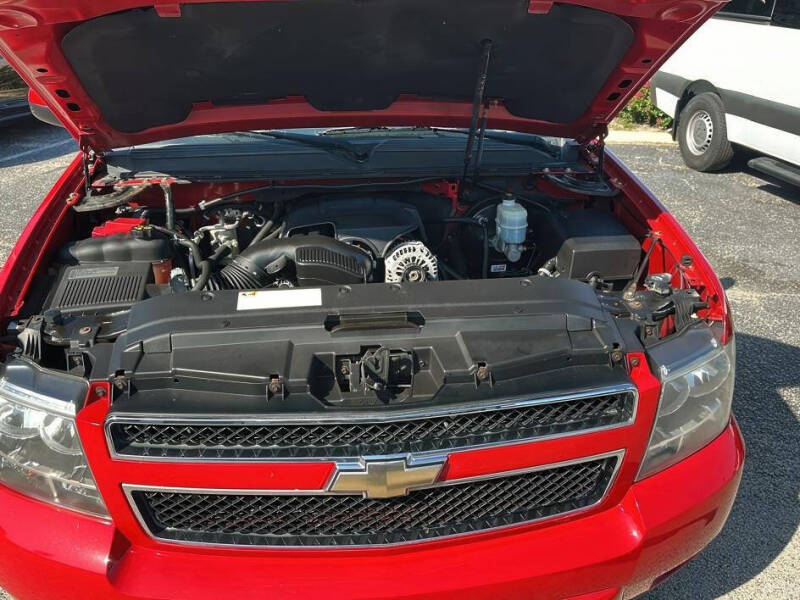 2011 Chevrolet Avalanche LS