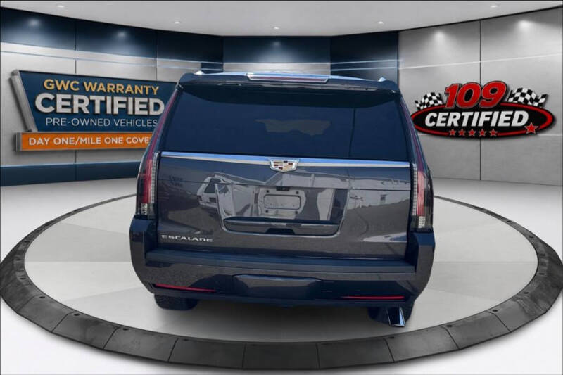 2017 Cadillac Escalade Platinum