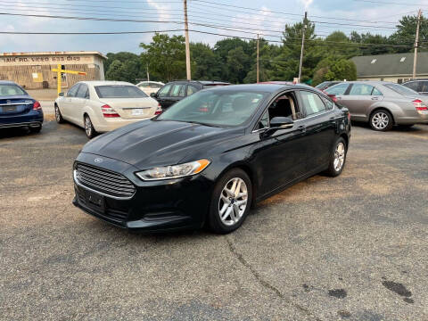 2014 Ford Fusion SE