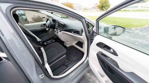 2020 Chrysler Pacifica Touring