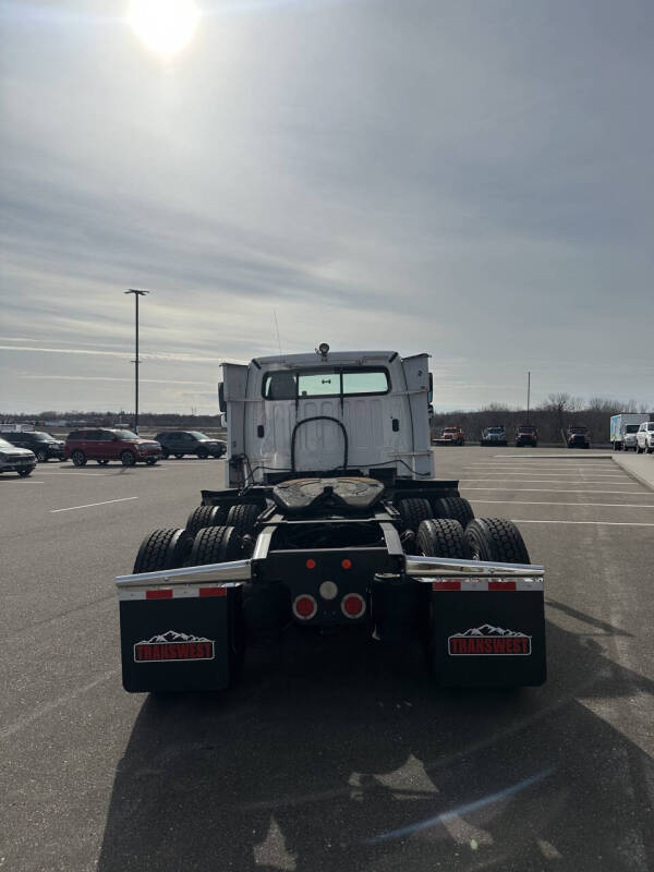 2019 Freightliner M2 112