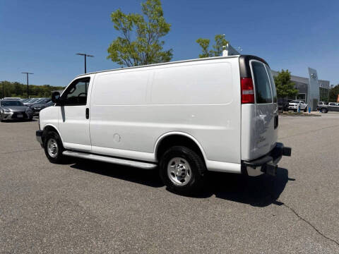 2023 Chevrolet Express 2500