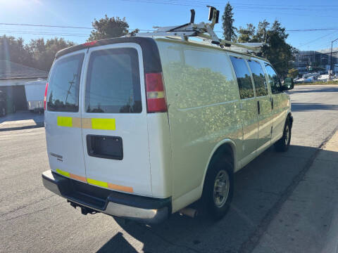 2014 Chevrolet Express 2500