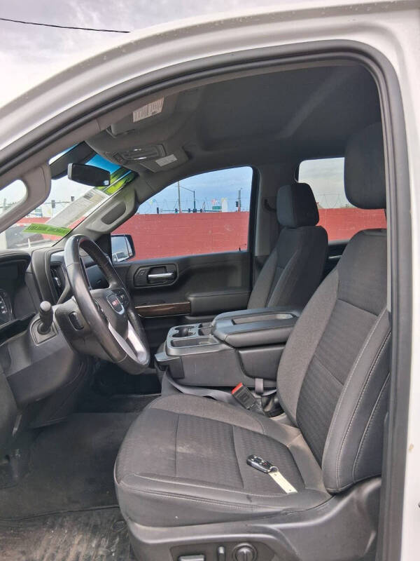 2020 GMC Sierra 1500 SLE