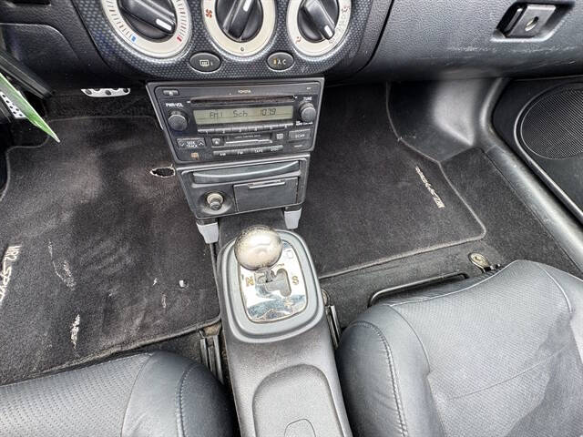 2003 Toyota MR2 Spyder