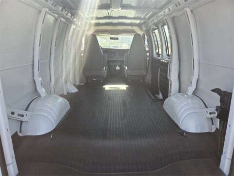 2025 Chevrolet Express 2500