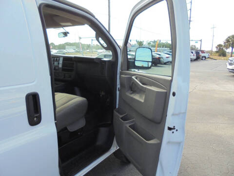 2022 Chevrolet Express 2500