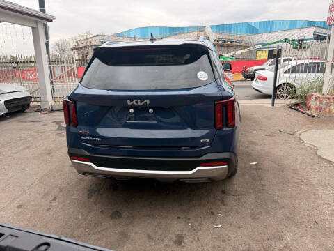 2025 Kia Sorento S