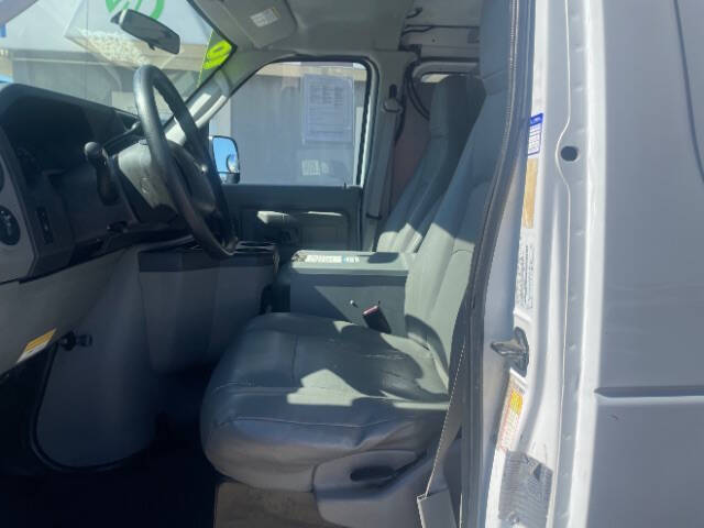 2010 Ford E-Series E-250