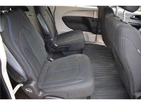 2021 Chrysler Pacifica Touring