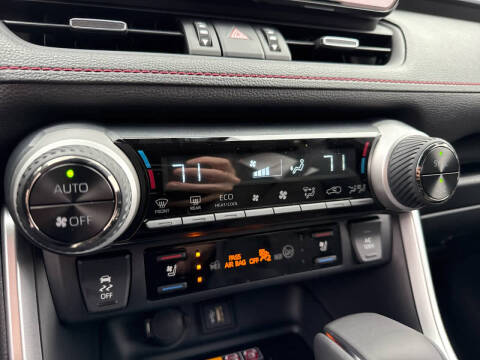 2025 Toyota RAV4 Plug-in Hybrid XSE