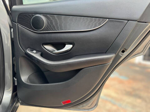 2016 Mercedes-Benz GLC GLC 300