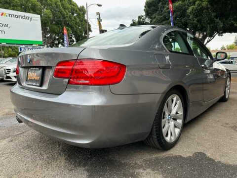 2012 BMW 3 Series 328i