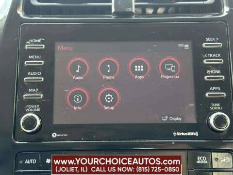 2022 Toyota Prius LE