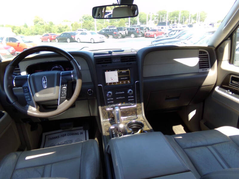 2016 Lincoln Navigator L Select