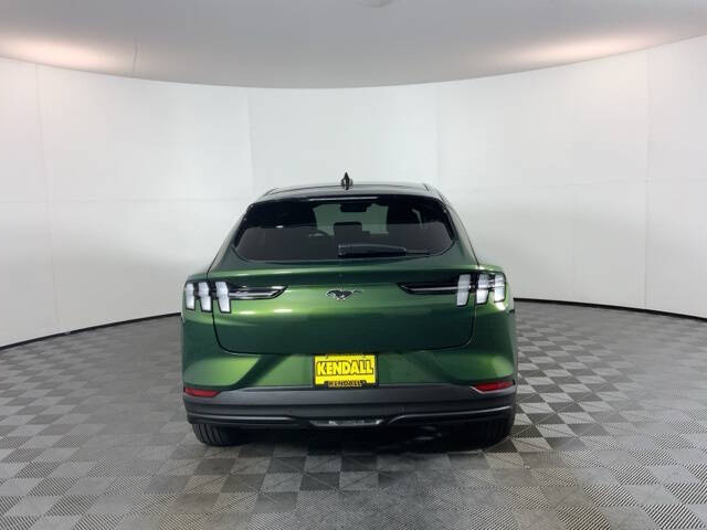 2024 Ford Mustang Mach-E Select