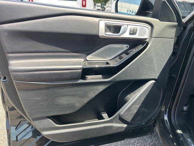 2023 Ford Explorer Platinum