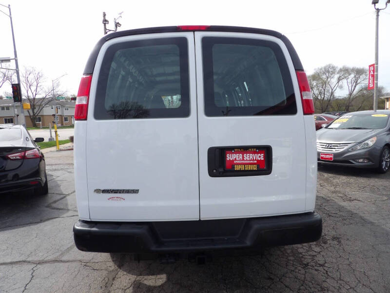 2020 Chevrolet Express 2500