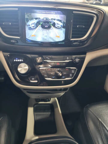 2017 Chrysler Pacifica