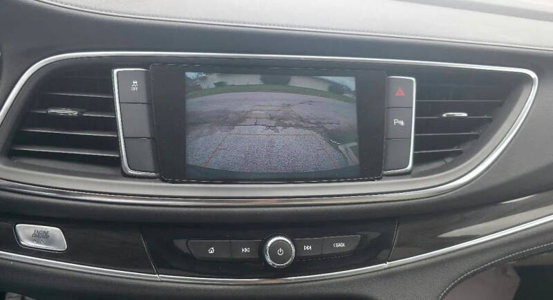 2018 Buick Enclave Essence