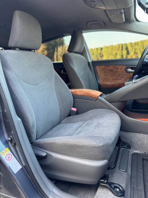 2010 Toyota Prius II