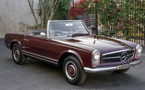 1966 Mercedes-Benz 230 sl for sale at Elite Cars Pro - Classic cars for export in Hollywood FL