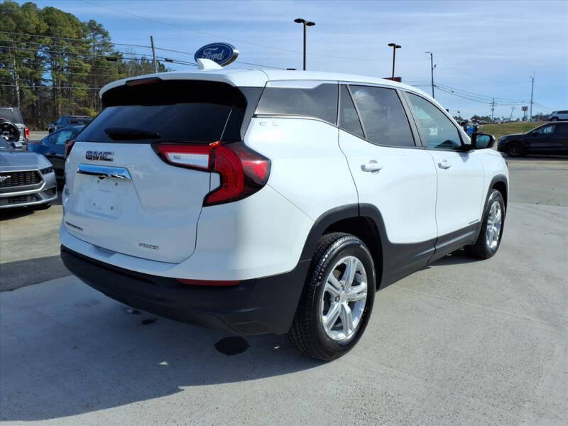 2024 GMC Terrain SLE