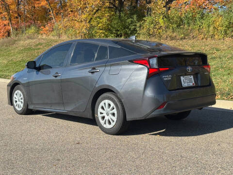 2019 Toyota Prius XLE