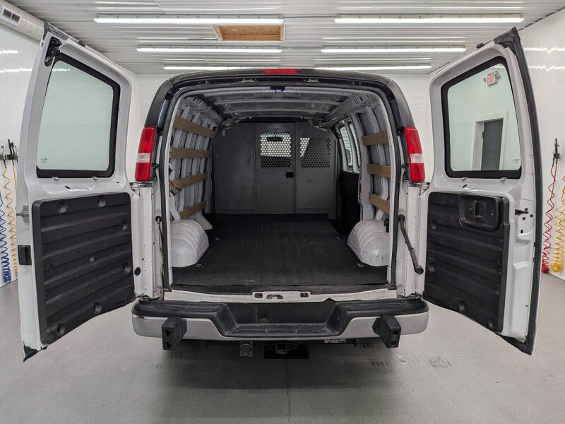 2021 GMC Savana 2500