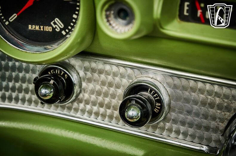 1956 Ford Thunderbird