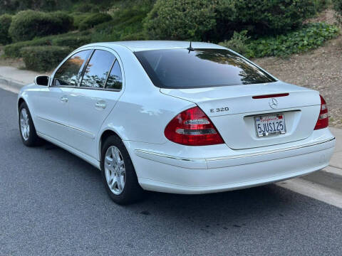 2005 Mercedes-Benz E-Class E 320