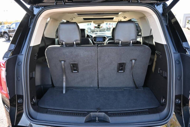 2020 GMC Acadia Denali