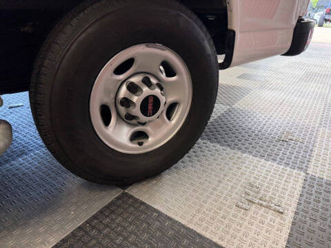 2024 GMC Savana 2500