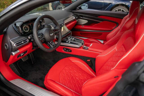 2025 Aston Martin Vanquish